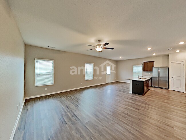 Foto del edificio - 4875 Bridle Path