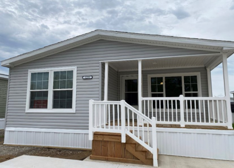 Primary Photo - 1580 Meadowview Dr