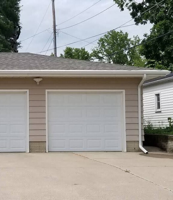 Garaje independiente de una plaza - 1304 12th Ave