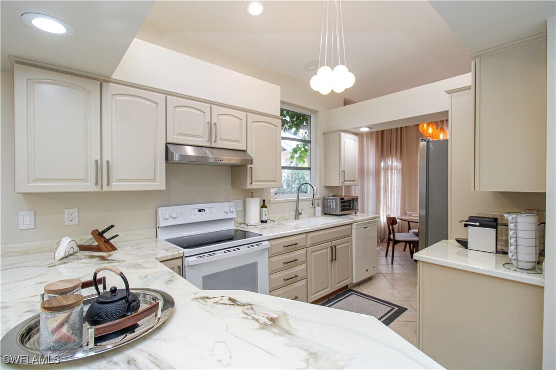 Foto principal - 801 99th Ave N