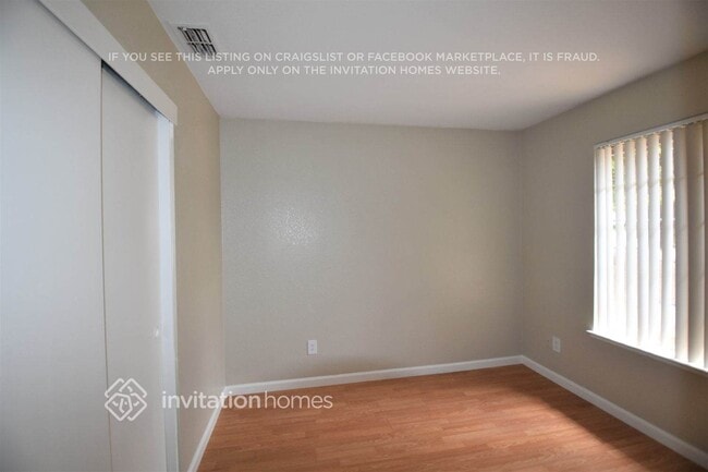Building Photo - 7241 Old Nave Ct