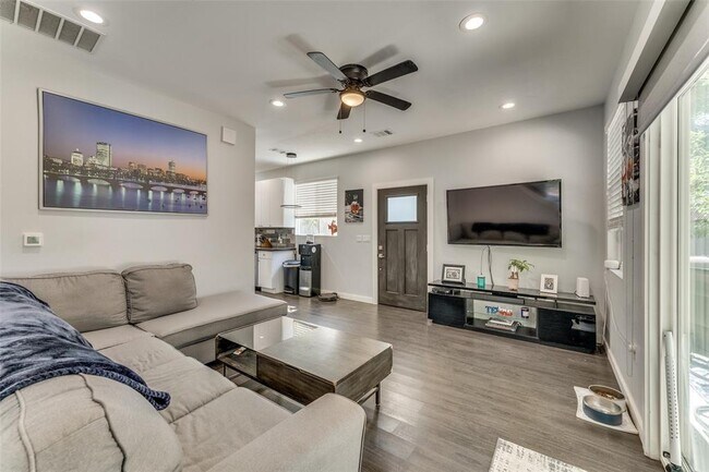Foto del edificio - 4709 Prock Ln