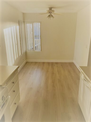 Breakfast/Dining Area - 405 7th St