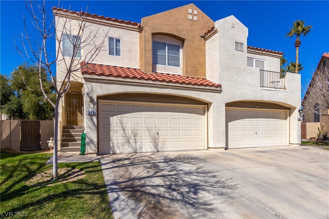 539 Meadbury Dr, Henderson, NV 89014 Townhome Rentals in Henderson NV