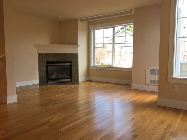 Fabular 3 Bedroom Townhouse - Fabular 3  Bedroom Townhouse