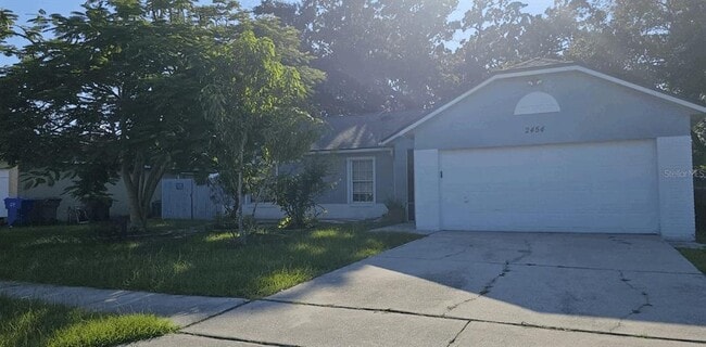 Building Photo - 2454 Quail Hollow Ave