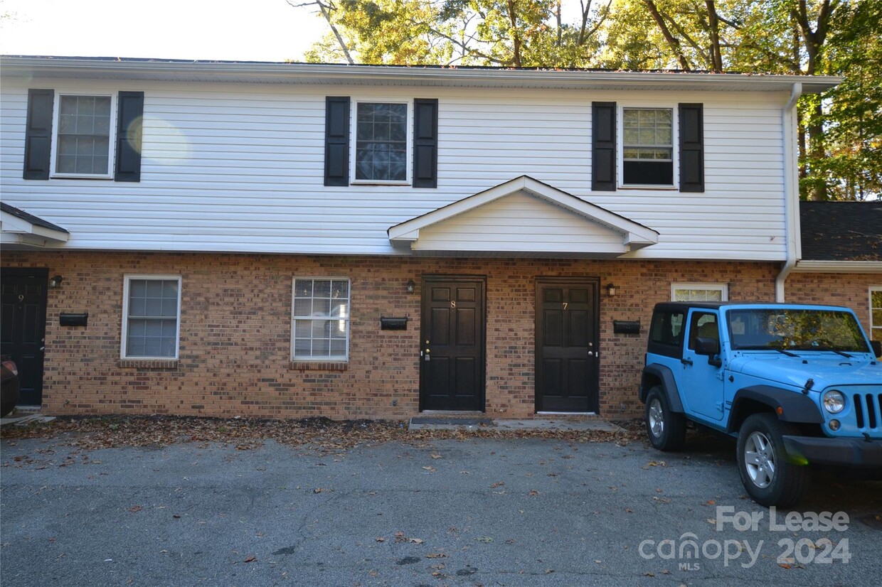 Primary Photo - 120 Ethel Dr