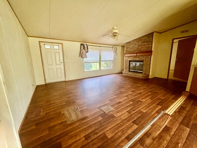 Foto del edificio - 4113 Dixon Ln SE