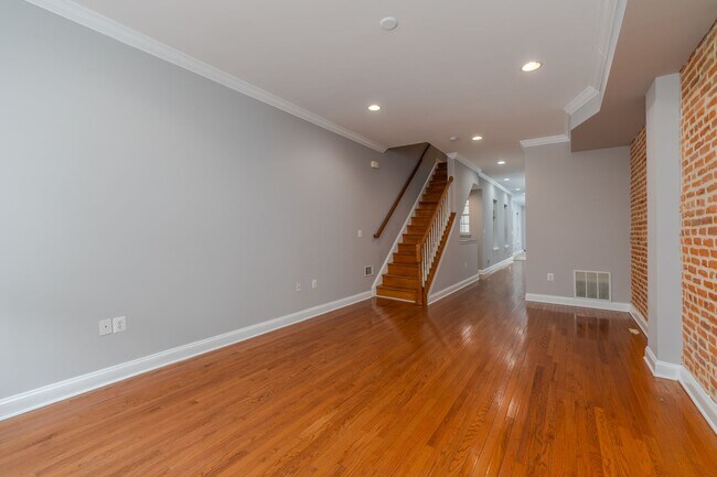 Foto del edificio - 3007 O'Donnell St