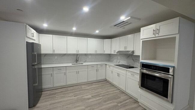 Photo - 5-12 Beach 130th St Apartment