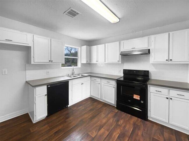 Foto del edificio - 5109 Wilmington St