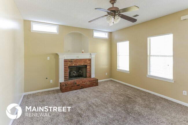 Foto del edificio - 6338 McClendon Cir S