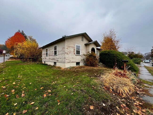 Foto del edificio - 1711 W Bell St