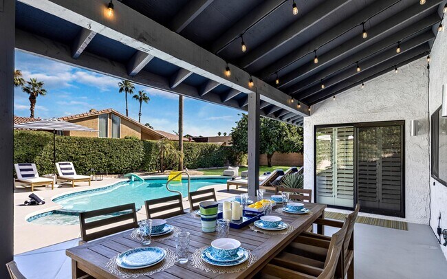 Foto del edificio - 36726 Jasmine Ln