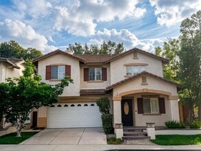 Building Photo - 75 Copperleaf