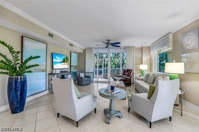 Foto del edificio - 2728 Tiburon Blvd E