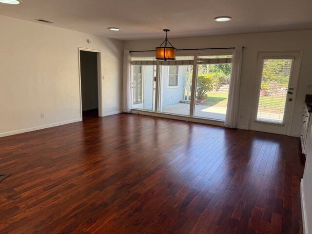 Foto del edificio - 2387 Glen Canyon Rd
