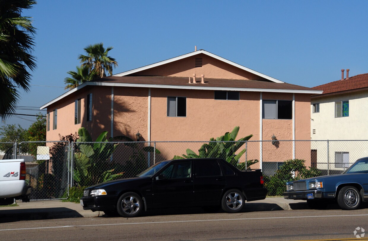 Foto del edificio - 836 Grand Ave
