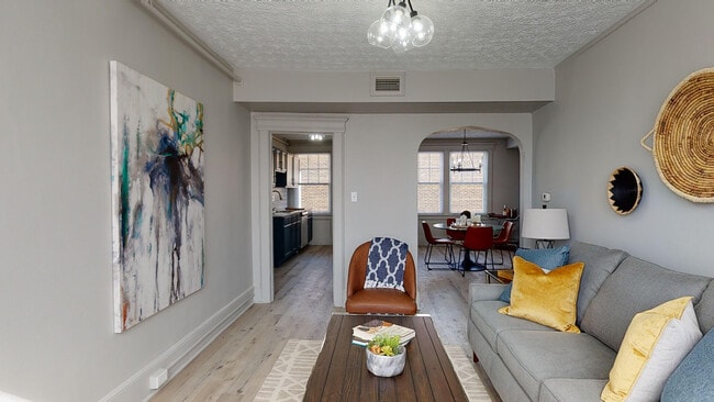 Sala de estar de apartamento de lujo - Landmark Square Apartments