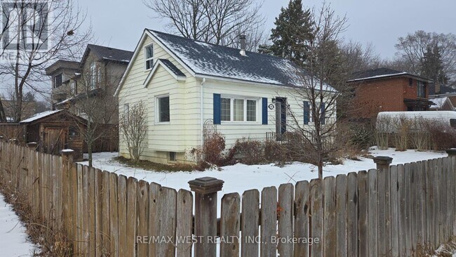 Building Photo - 69 Twenty Fifth St