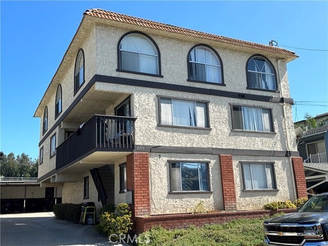 Foto del edificio - 2713 Calle Del Comercio