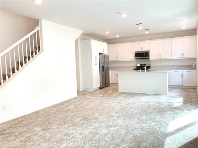 Building Photo - 3073 Carrizo Dr