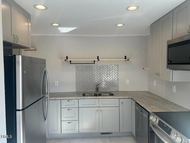 Foto del edificio - 2705 Newbold St