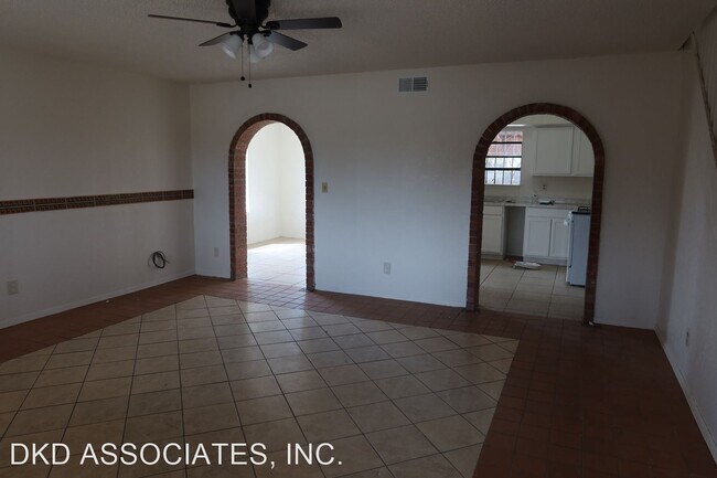 Building Photo - 6 br, 2 bath House - 117 PENDALE