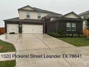 Building Photo - 1320 Pickerel St