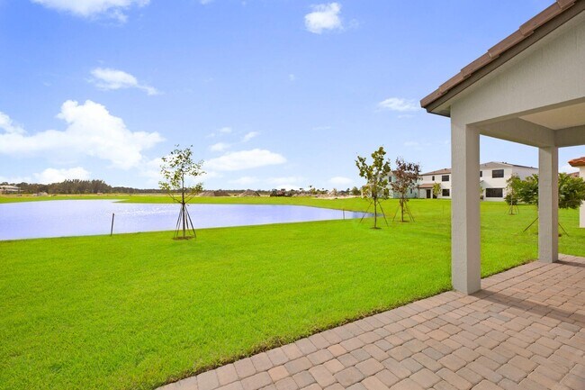 Foto del edificio - 16596 Cove Rd