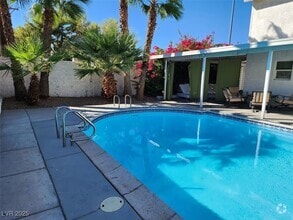 Building Photo - 2419 E Vegas Valley Dr