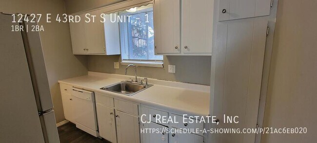 Foto del edificio - 12427 East 43rd St S