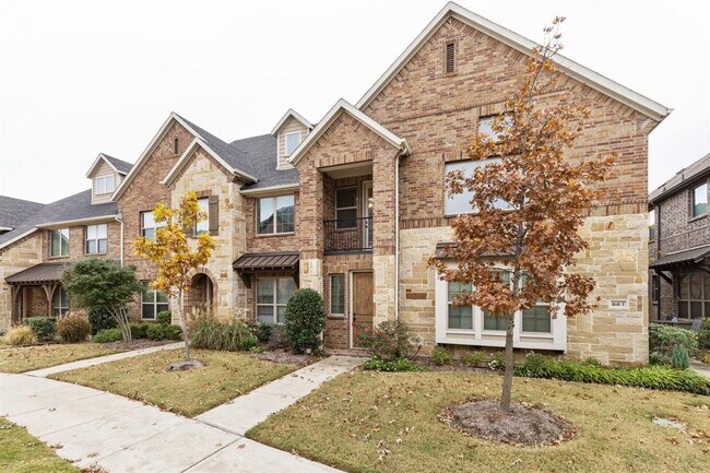 Foto del edificio - 4646 Rhett Ln