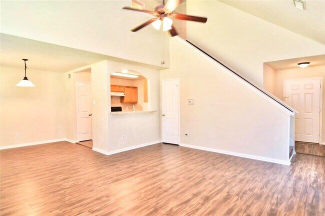 Foto del edificio - 7807 Dairy View Ln