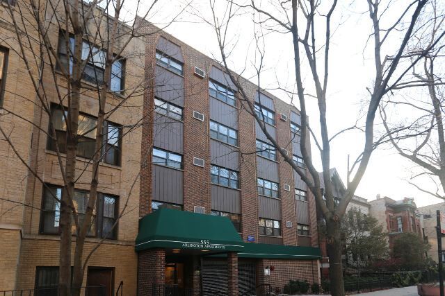 Building Photo - 1034 W George