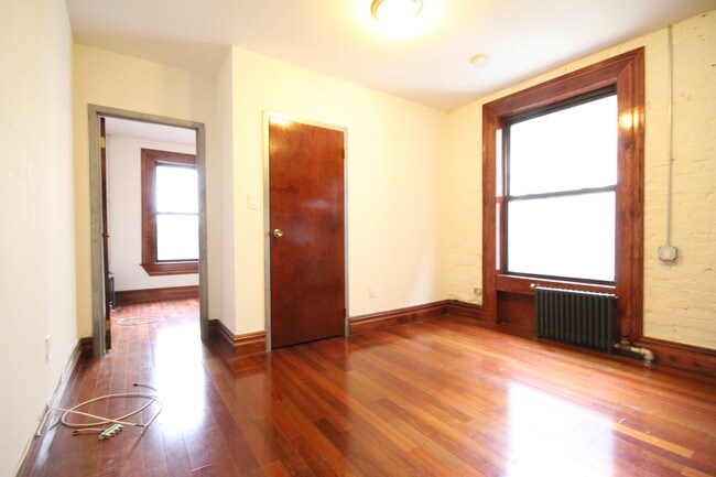 Building Photo - 119 E 119th St