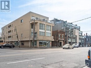 Building Photo - 473-473 Dupont St