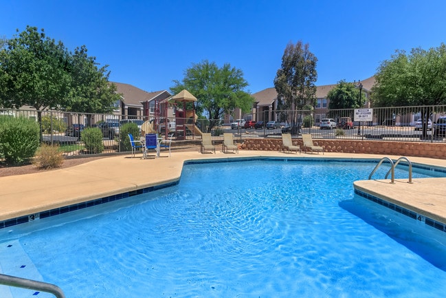 Building Photo - Suncrest Sierra Vista