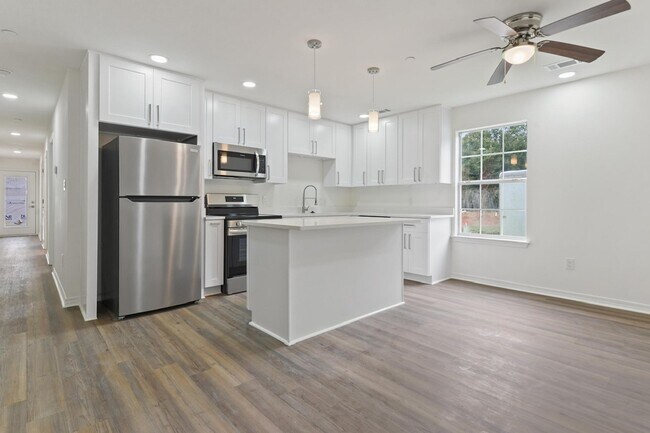 Foto del edificio - 957 Middle Ln