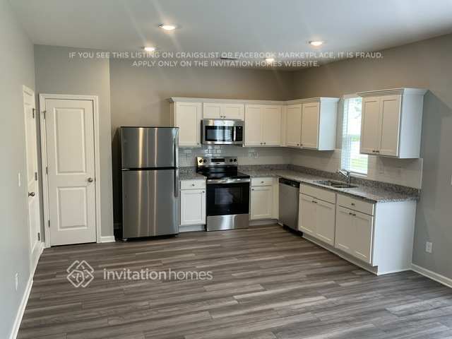 Building Photo - 7763 Sudbury Cir