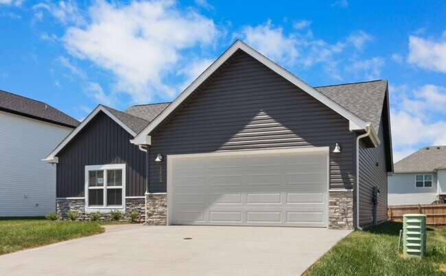 Foto del edificio - Lovely Home in Clarksville