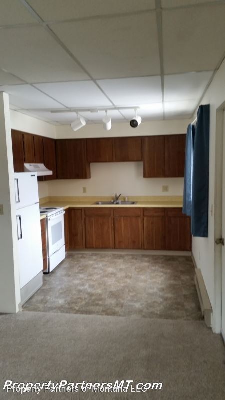Building Photo - 311 S 15th Ave