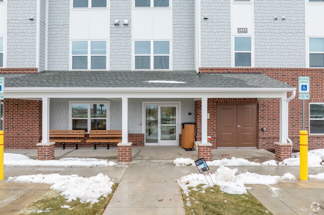 Building Photo - Lincoln Senior Flats