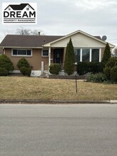 Building Photo - 941 Hickory Ave