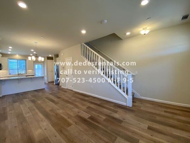 Building Photo - Stunning, new 2 story home in Coffey Park!
