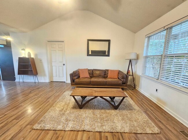 Building Photo - 4797 E Richmond Shop Rd