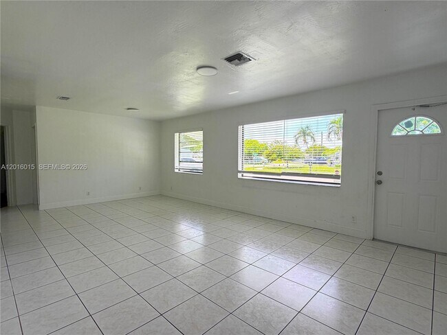Foto del edificio - 1740 SW 47th Ave