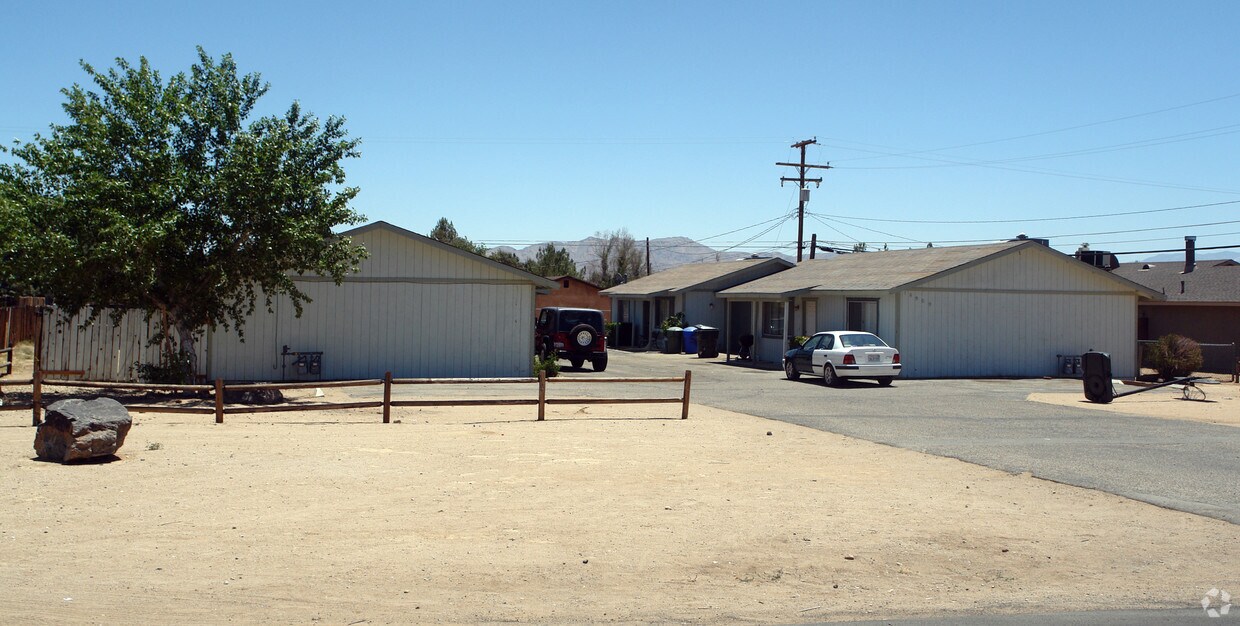 Primary Photo - 15909 Sago Rd