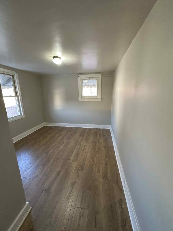 Building Photo - 1247 Leishman Ave