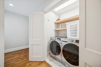 Building Photo - 4605 Fisk St